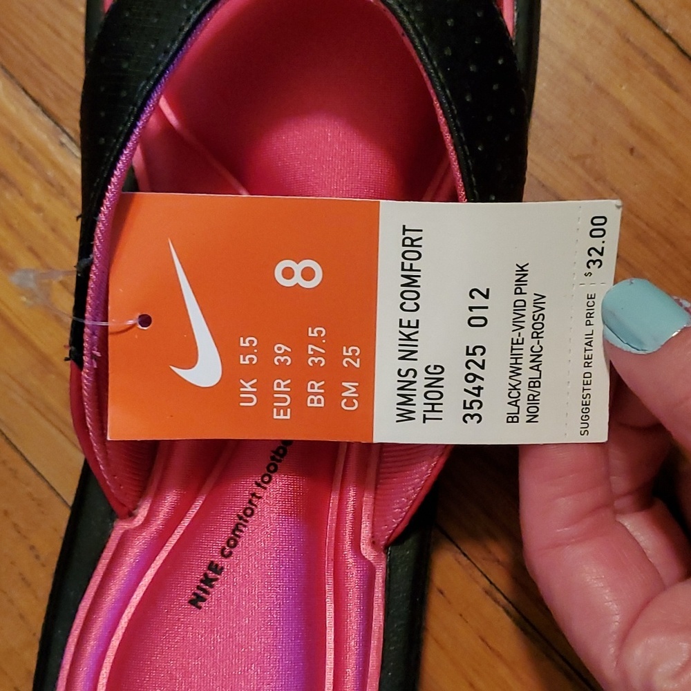 NIKE Women's thong flip flops Hot Pink/Black - Size 8